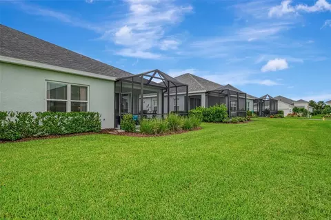 Exterior - 4842 Willow Bend Ave, Parrish, FL 34219 photo 9 of 17