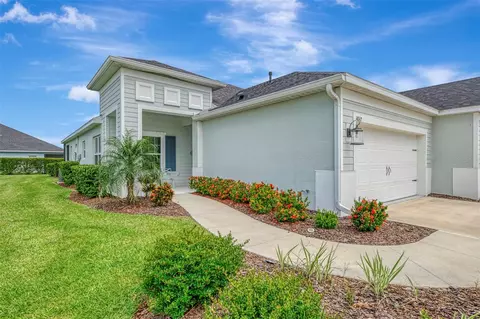 Exterior - 4842 Willow Bend Ave, Parrish, FL 34219 photo 3 of 17