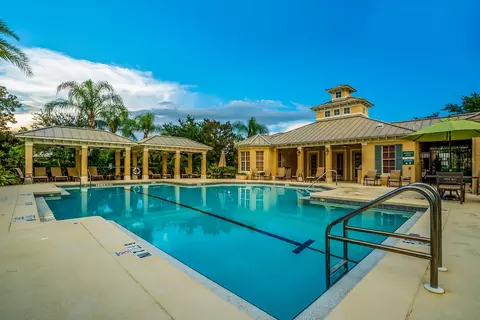 Exterior - 4718 Forest Creek Trl, Parrish, FL 34219 photo 8 of 10