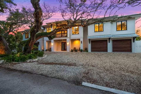 6540 Peacock Rd, Sarasota, FL 34242