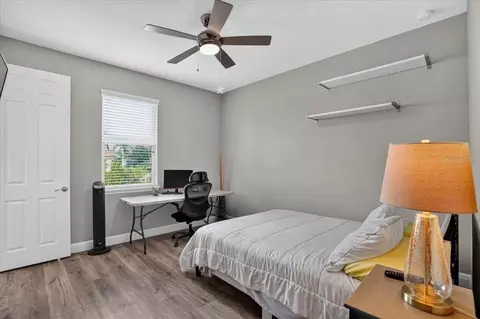 Bedroom - 17009 1st Dr E, Bradenton, FL 34212 photo 4 of 5