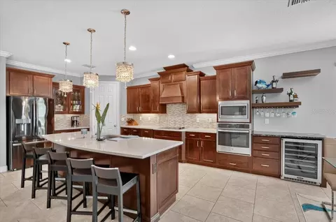 Kitchen - 17009 1st Dr E, Bradenton, FL 34212 photo 2 of 8