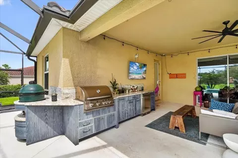 Kitchen - 17009 1st Dr E, Bradenton, FL 34212 photo 8 of 8