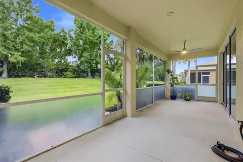 Exterior - 11447 52nd Ct E, Parrish, FL 34219 photo 4 of 10
