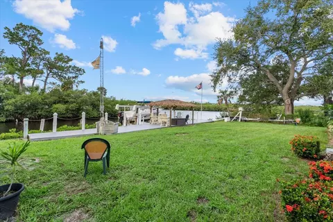 Exterior - 5206 18th Ave E, Bradenton, FL 34208 photo 7 of 10