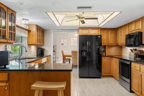 Kitchen - 5206 18th Ave E, Bradenton, FL 34208 photo 3 of 3
