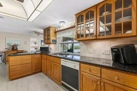 Kitchen - 5206 18th Ave E, Bradenton, FL 34208 photo 1 of 3