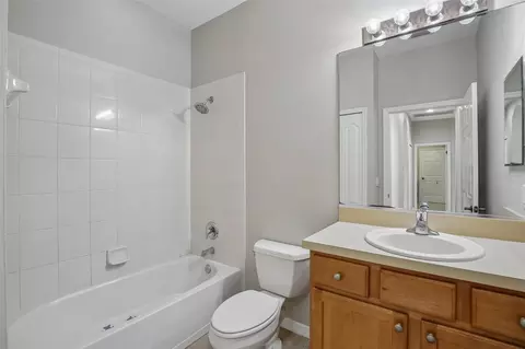 Bath - 11418 56th Street Cir E, Parrish, FL 34219 photo 1 of 4