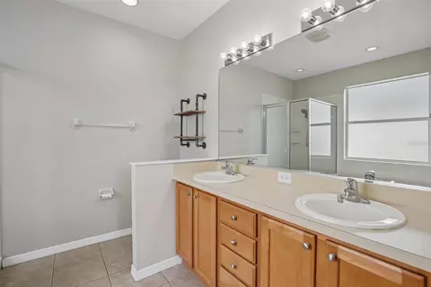 Bath - 11418 56th Street Cir E, Parrish, FL 34219 photo 2 of 4