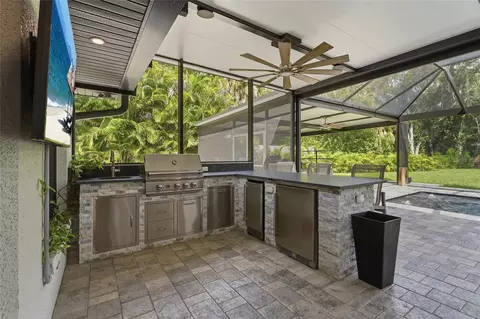 Kitchen - 13622 11th Ter E, Bradenton, FL 34212 photo 9 of 9
