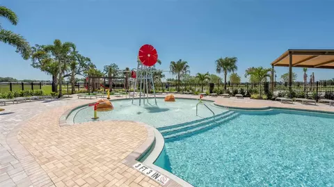 Exterior - 10424 Curving Creek Loop, Parrish, FL 34219 photo 5 of 8
