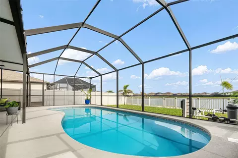 Exterior - 9823 Lemon Drop Loop, Ruskin, FL 33573 photo 7 of 13