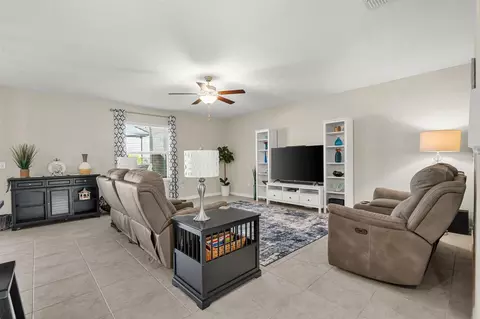 Other - 9823 Lemon Drop Loop, Ruskin, FL 33573 photo 5 of 12