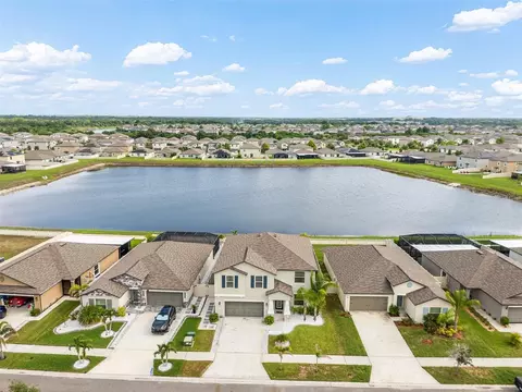 View/Area - 9823 Lemon Drop Loop, Ruskin, FL 33573 photo 1 of 9