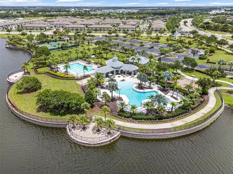 View/Area - 9823 Lemon Drop Loop, Ruskin, FL 33573 photo 8 of 9