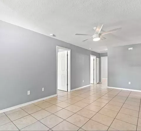 Living - 5717 E 11th St E, Bradenton, FL 34203 photo 1 of 3