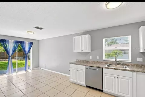 Other - 5717 E 11th St E, Bradenton, FL 34203 photo 2 of 12