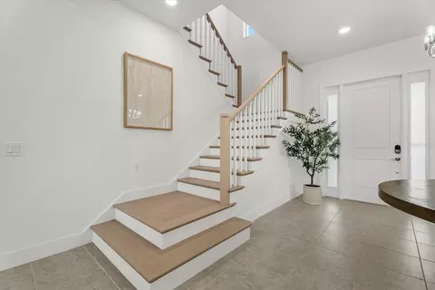 Entry Way - 8129 Nevis Run, Bradenton, FL 34202 photo 4 of 4