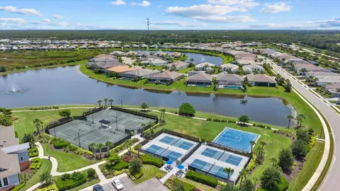 View/Area - 8129 Nevis Run, Bradenton, FL 34202 photo 19 of 25