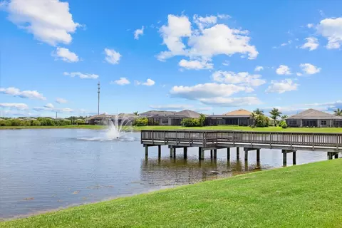 View/Area - 8129 Nevis Run, Bradenton, FL 34202 photo 16 of 25