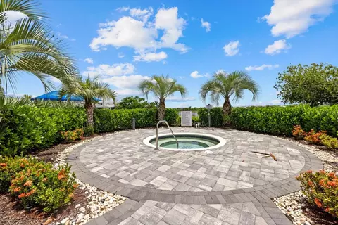 Exterior - 8129 Nevis Run, Bradenton, FL 34202 photo 16 of 17