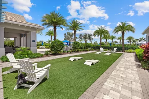 Exterior - 8129 Nevis Run, Bradenton, FL 34202 photo 15 of 17