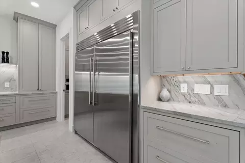 Kitchen - 8129 Nevis Run, Bradenton, FL 34202 photo 5 of 10