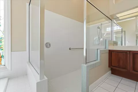 Bath - 5221 88th St E, Bradenton, FL 34211 photo 6 of 8