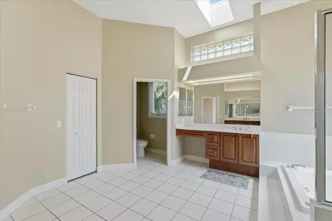 Bath - 5221 88th St E, Bradenton, FL 34211 photo 2 of 8