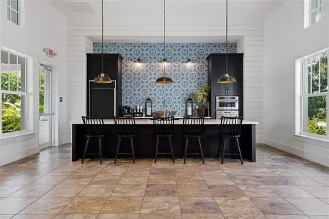 Kitchen - 14319 Skipping Stone Loop, Parrish, FL 34219 photo 6 of 7