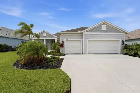 Exterior - 14319 Skipping Stone Loop, Parrish, FL 34219 photo 8 of 14