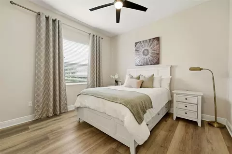 Bedroom - 14319 Skipping Stone Loop, Parrish, FL 34219 photo 4 of 5