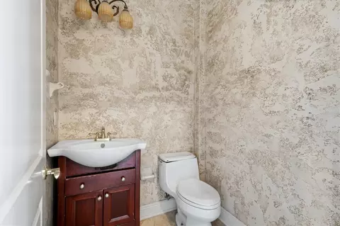 Bath - 1304 Jumana Loop, Apollo Beach, FL 33572 photo 1 of 8