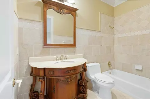Bath - 1304 Jumana Loop, Apollo Beach, FL 33572 photo 7 of 8