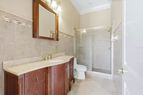 Bath - 1304 Jumana Loop, Apollo Beach, FL 33572 photo 3 of 8