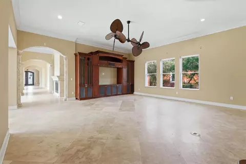 Living - 1304 Jumana Loop, Apollo Beach, FL 33572 photo 3 of 12