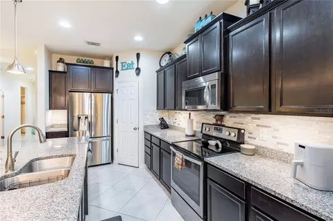 Kitchen - 10801 52nd Ct E, Parrish, FL 34219 photo 3 of 3