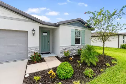 Exterior - 7124 Amelia River Dr, Parrish, FL 34219 photo 3 of 11