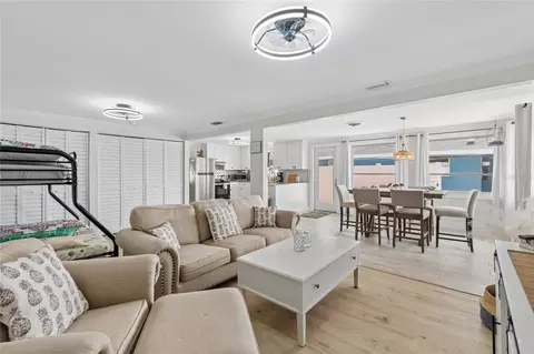 Living - 403 63rd St, Holmes Beach, FL 34217 photo 3 of 4