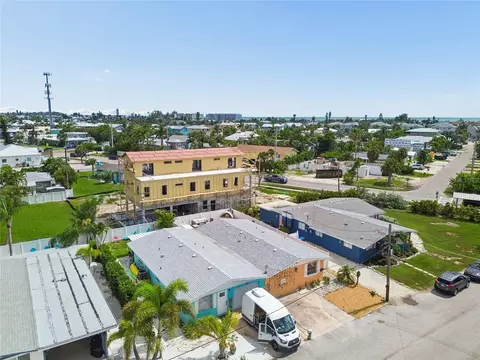 View/Area - 403 63rd St, Holmes Beach, FL 34217 photo 13 of 26