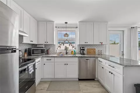 Kitchen - 403 63rd St, Holmes Beach, FL 34217 photo 4 of 7