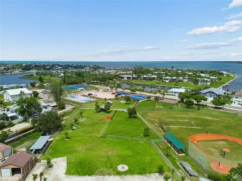 View/Area - 403 63rd St, Holmes Beach, FL 34217 photo 10 of 26