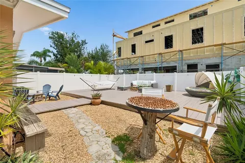 Exterior - 403 63rd St, Holmes Beach, FL 34217 photo 5 of 20