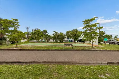 Other - 403 63rd St, Holmes Beach, FL 34217 photo 6 of 8