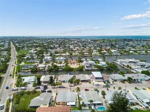 View/Area - 403 63rd St, Holmes Beach, FL 34217 photo 24 of 26
