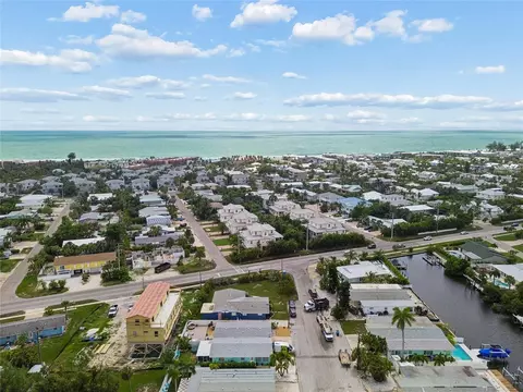 View/Area - 403 63rd St, Holmes Beach, FL 34217 photo 20 of 26