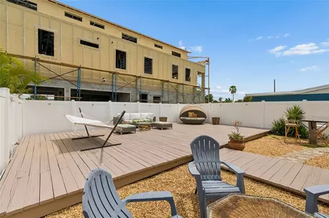 Exterior - 403 63rd St, Holmes Beach, FL 34217 photo 11 of 20