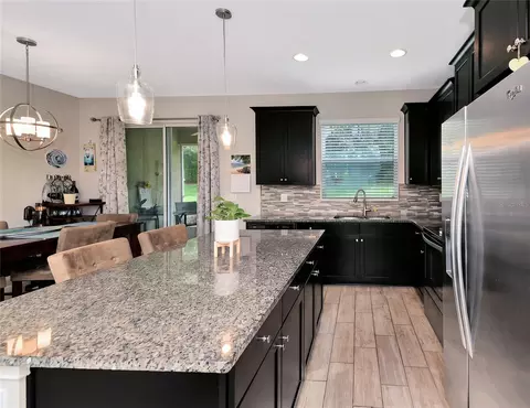 Kitchen - 12455 Trailhead Dr, Bradenton, FL 34211 photo 3 of 8