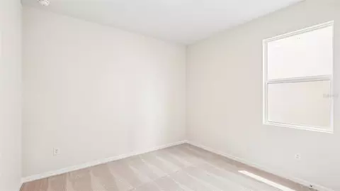 Bedroom - 2032 Vandalia Pl, Parrish, FL 34219 photo 6 of 9