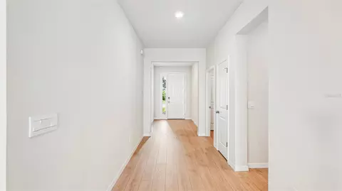 Entry Way - 2032 Vandalia Pl, Parrish, FL 34219 photo 2 of 2